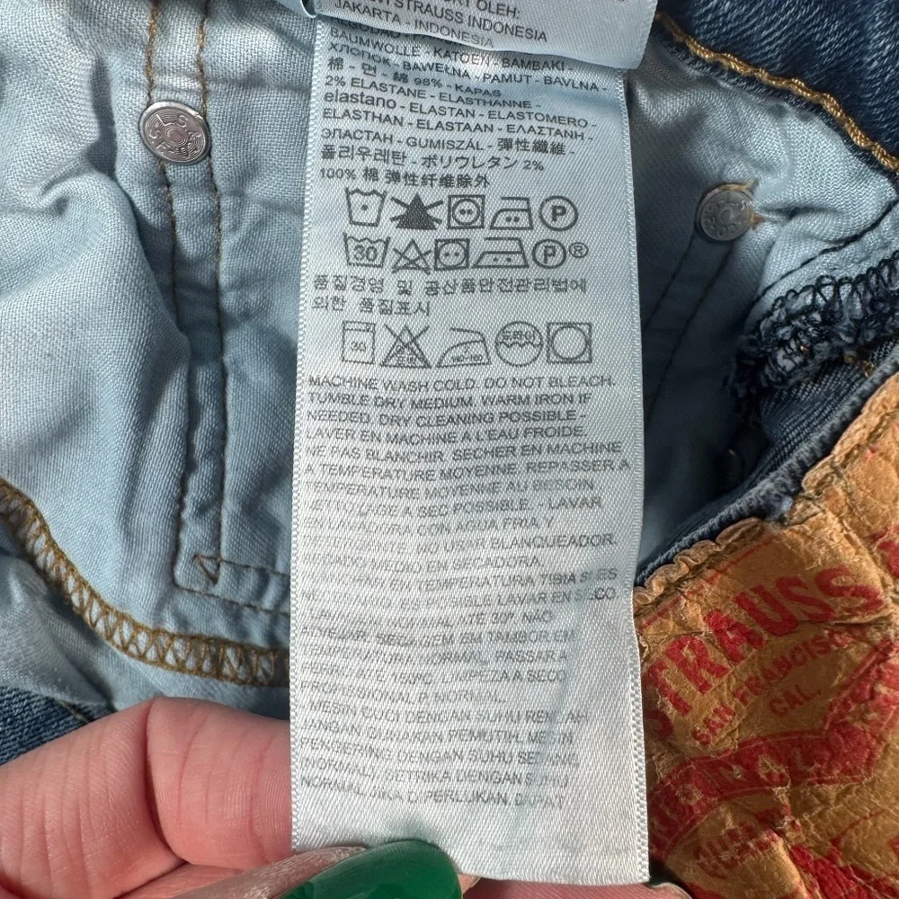 Levis Jeans Mens 36 Blue 502 Straight Leg Mid Rise Medium Wash